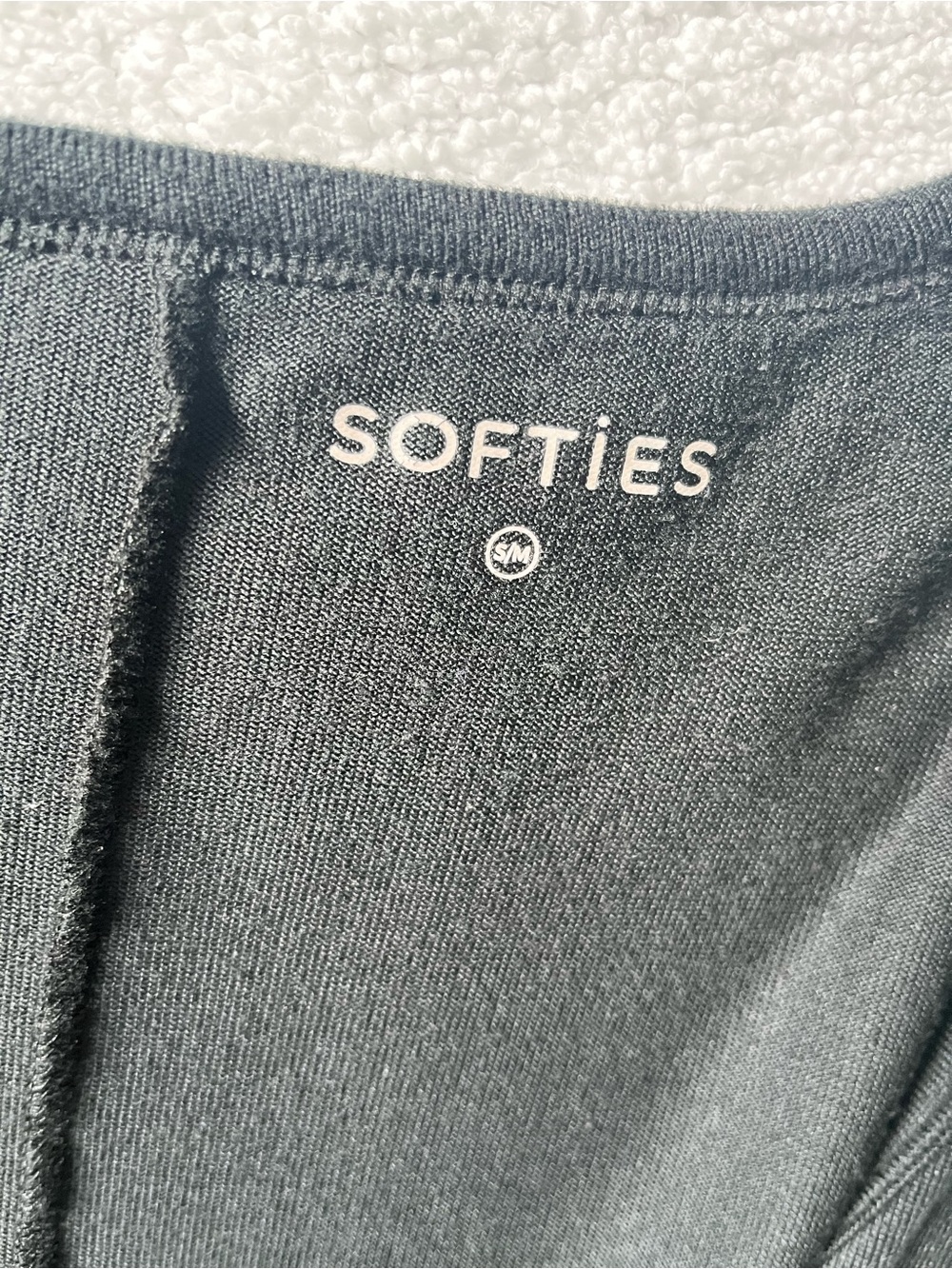 Softies Women's Black Shortsleeve Cozy Wrap - with front pockets, S/M